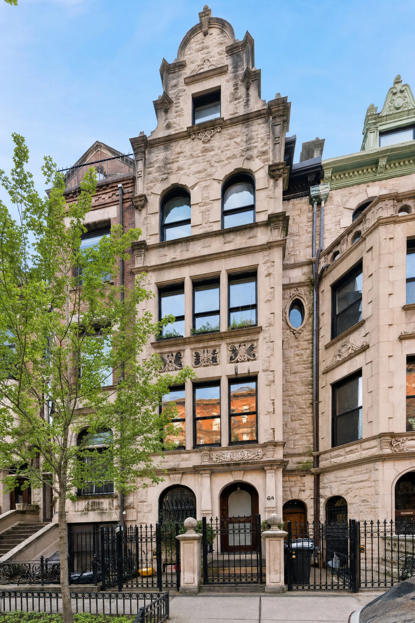 64 West 87th Street, New York — limestone facade