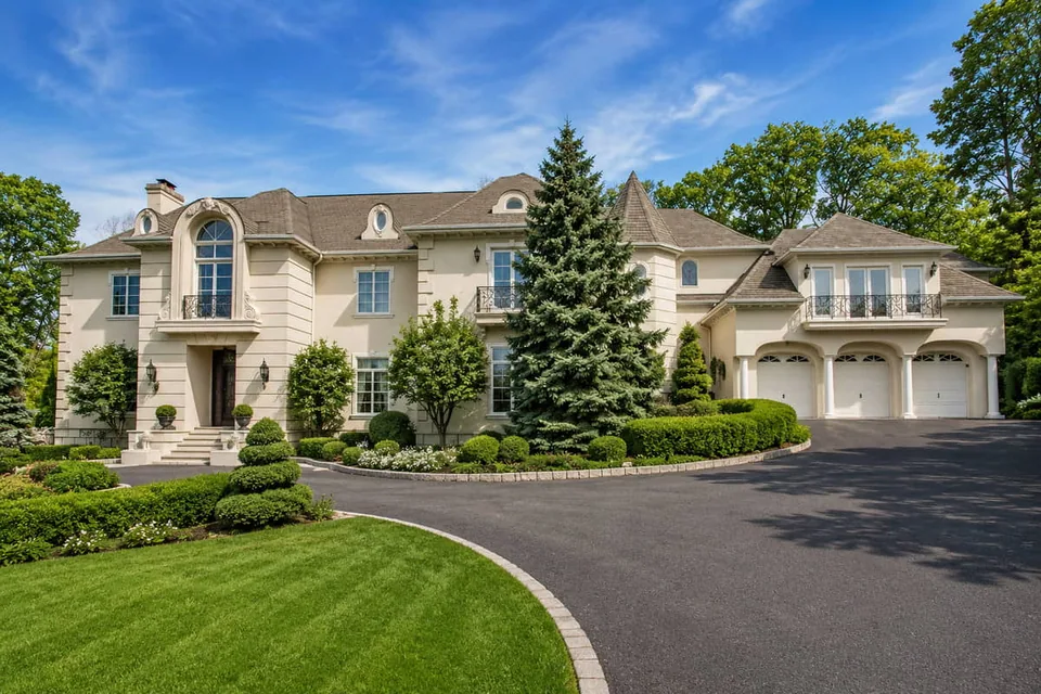 28 Buckingham Road, Alpine — exterior