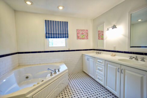 23 MARIE MAJOR DR, ALPINE, NJ 07620
