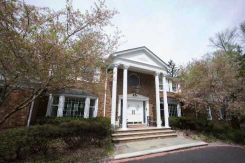 23-MARIE-MAJOR-DR,-ALPINE,-NJ-07620-26